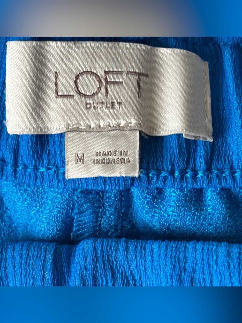 LOFT Crepe Fluid Tie Waist Shorts Size Medium - Picture 3 of 4